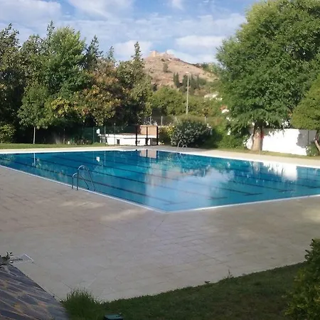 Sierra De Hotel 2*