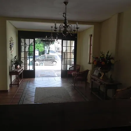 Sierra De 2* Арасена